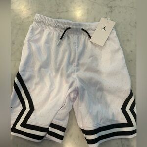 NWT Jordan Nike basketball shorts size medium